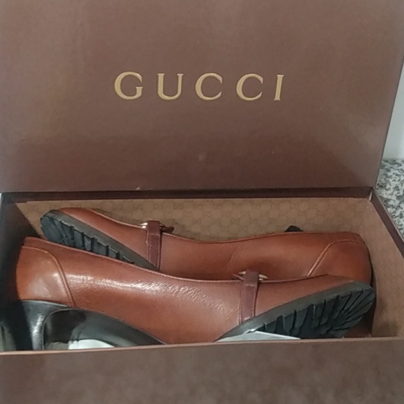 Like New, Gucci Leather Horse-bit Lug Sole Heels - Picture 16 of 16